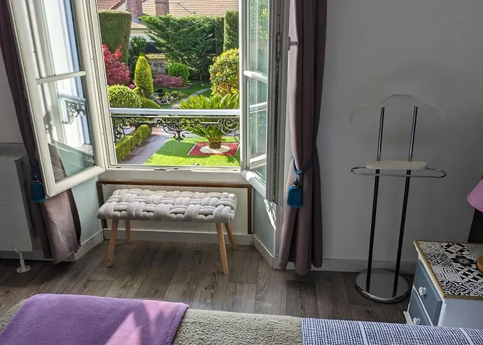 Logement Sur Jardin A Fontainebleau